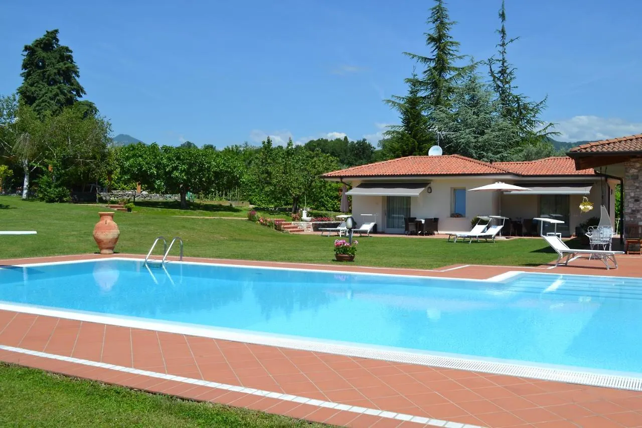 Villa Josephine San Felice del Benaco Italy